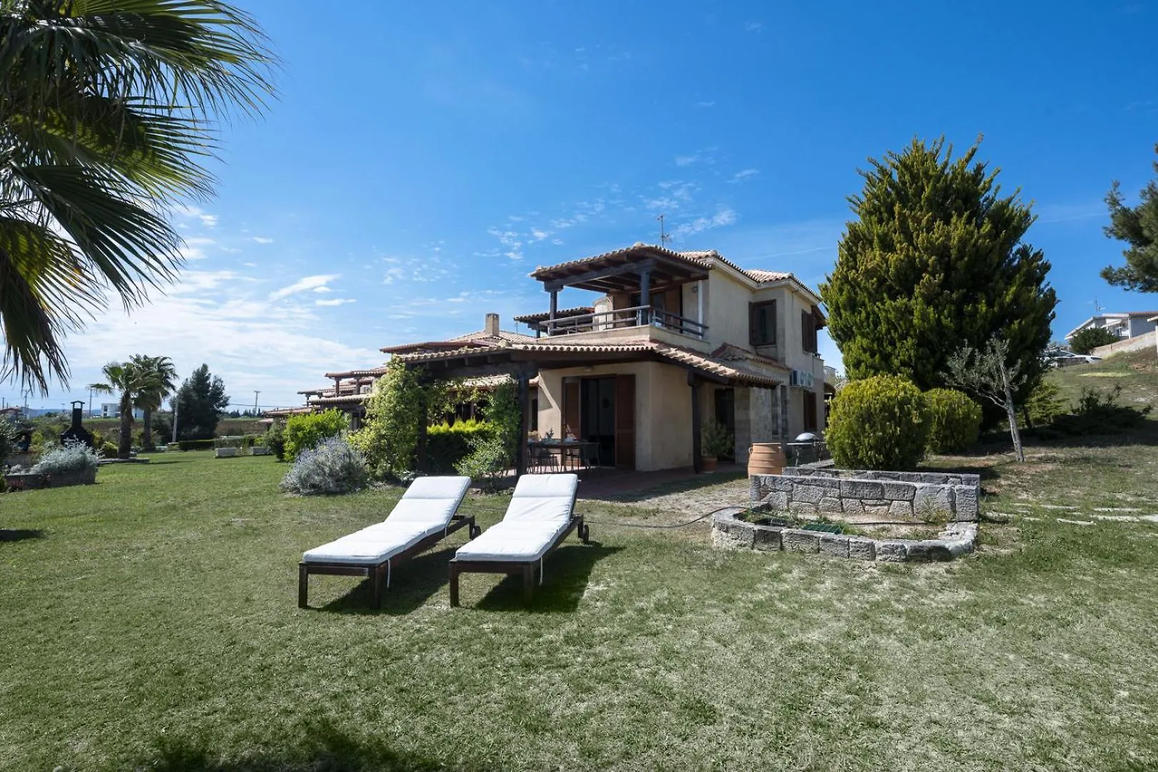 Afytos Villa Pearl By Luxlikehome